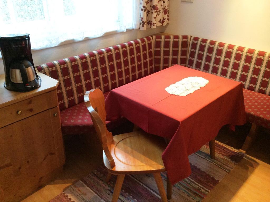 Apartamento Der Klaushof Mayrhofen Habitación foto